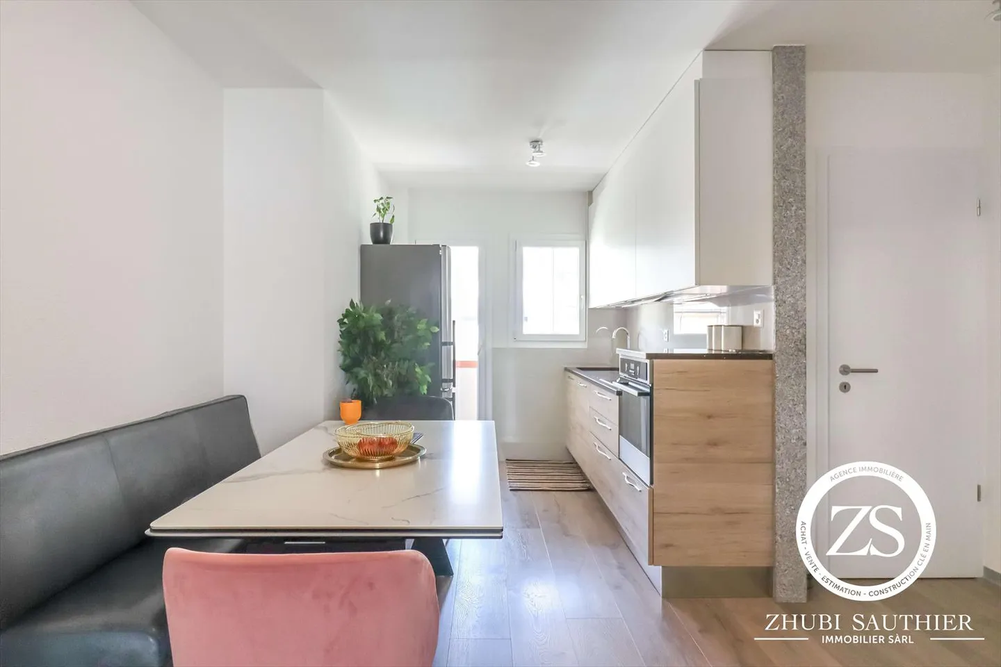 Appartamento ristrutturato di 4.5 locali nel centro di Sion - Foto 8 di 19