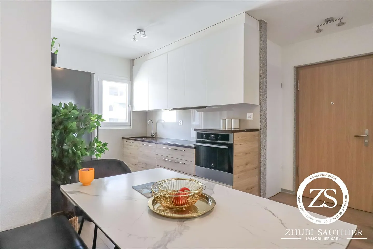 Appartamento ristrutturato di 4.5 locali nel centro di Sion - Foto 9 di 19