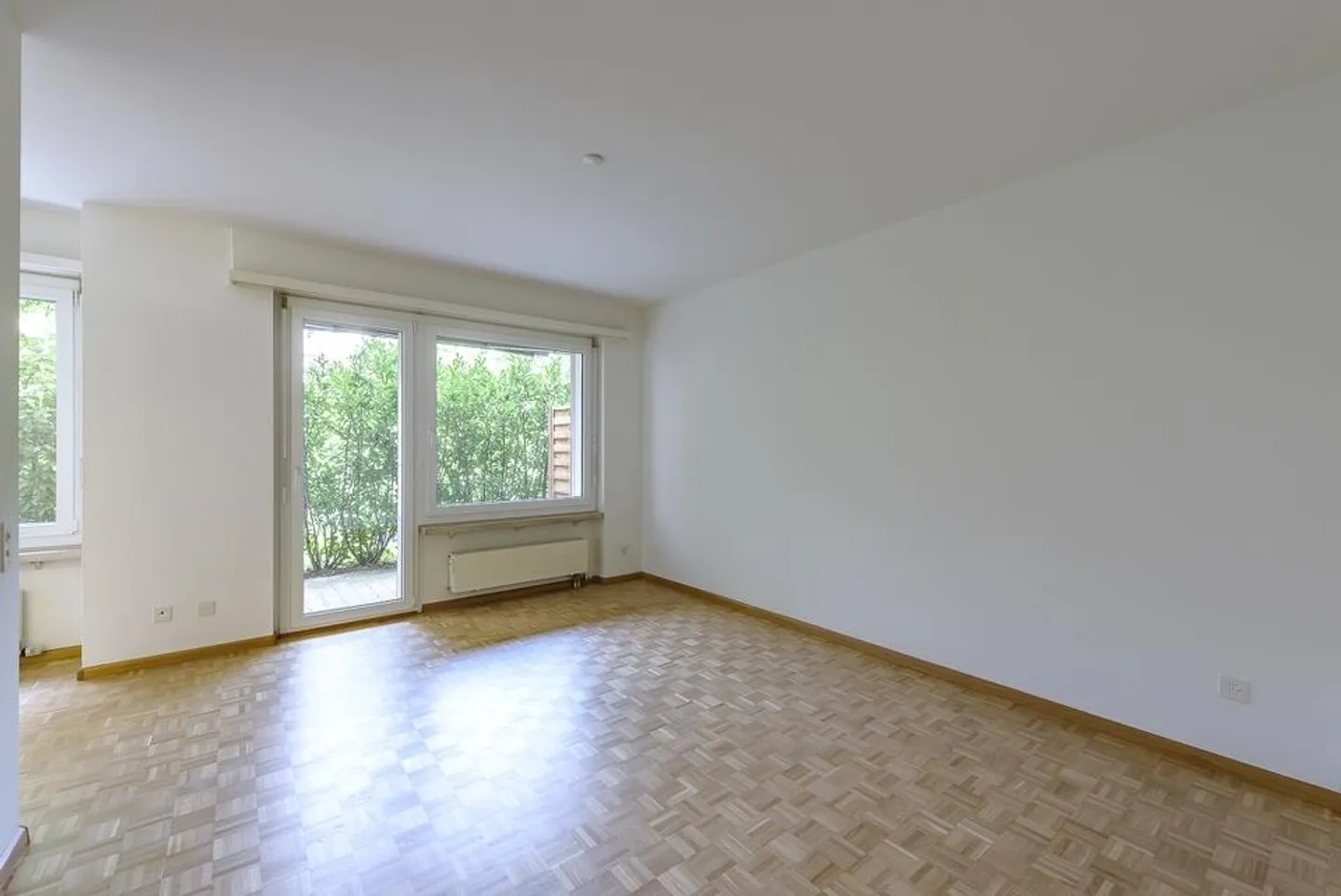 Wohnung mit Innenhofpool - Foto 3 von 7