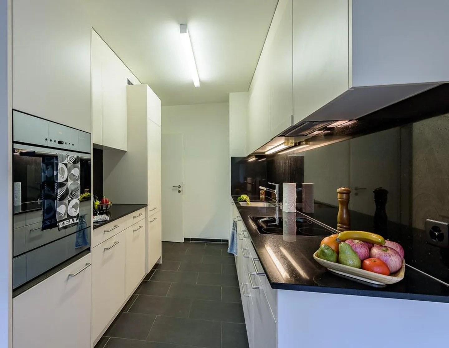 Wohnung mit Innenhofpool - Foto 4 von 7