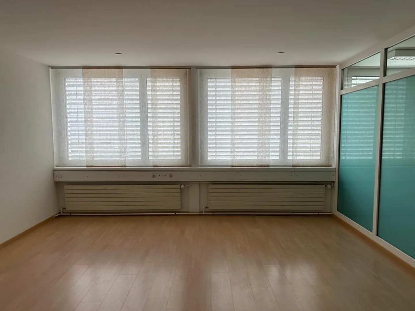 Spazio ufficio ad Arisdorf - Foto 2 di 6