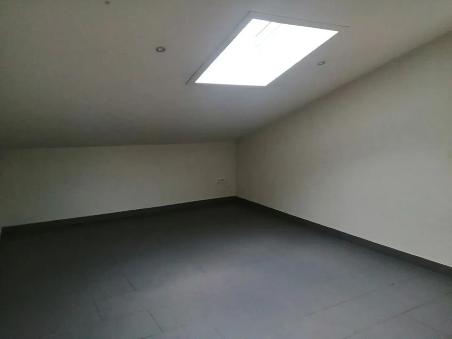 2.5 Room Apartment - Photo 4 of 6