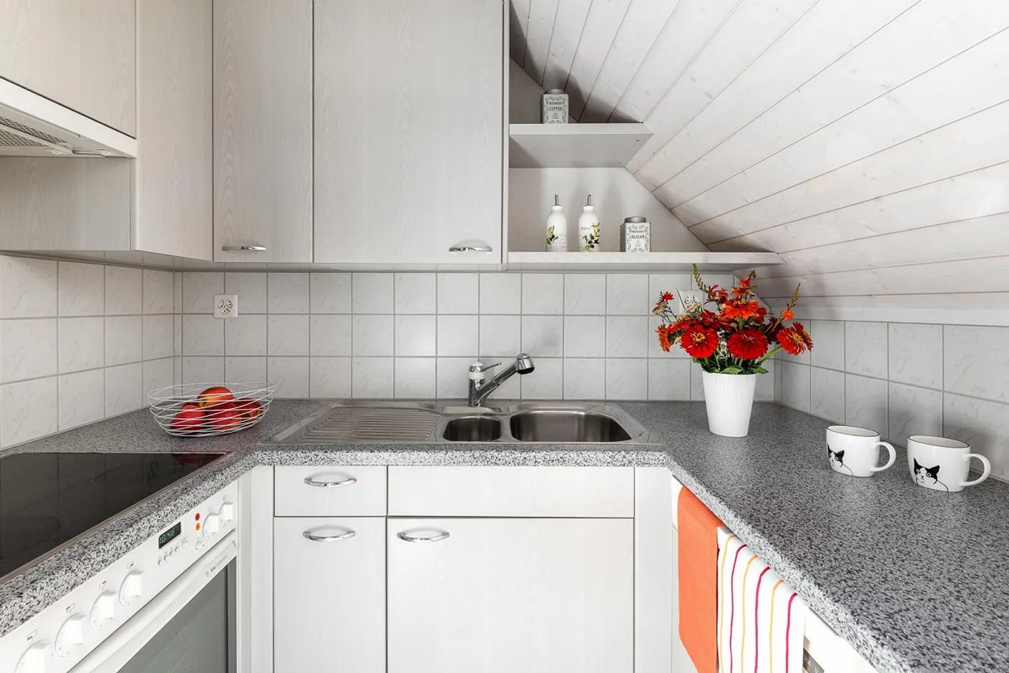 1 appartamento, 4 terrazze spaziose, 1 camino: Interessato? - Foto 3 di 10