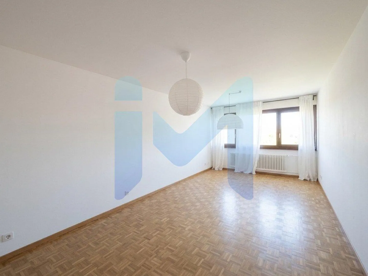 3-room apartment on the 6th floor located in Châtelaine 1219 - Photo 1 of 7