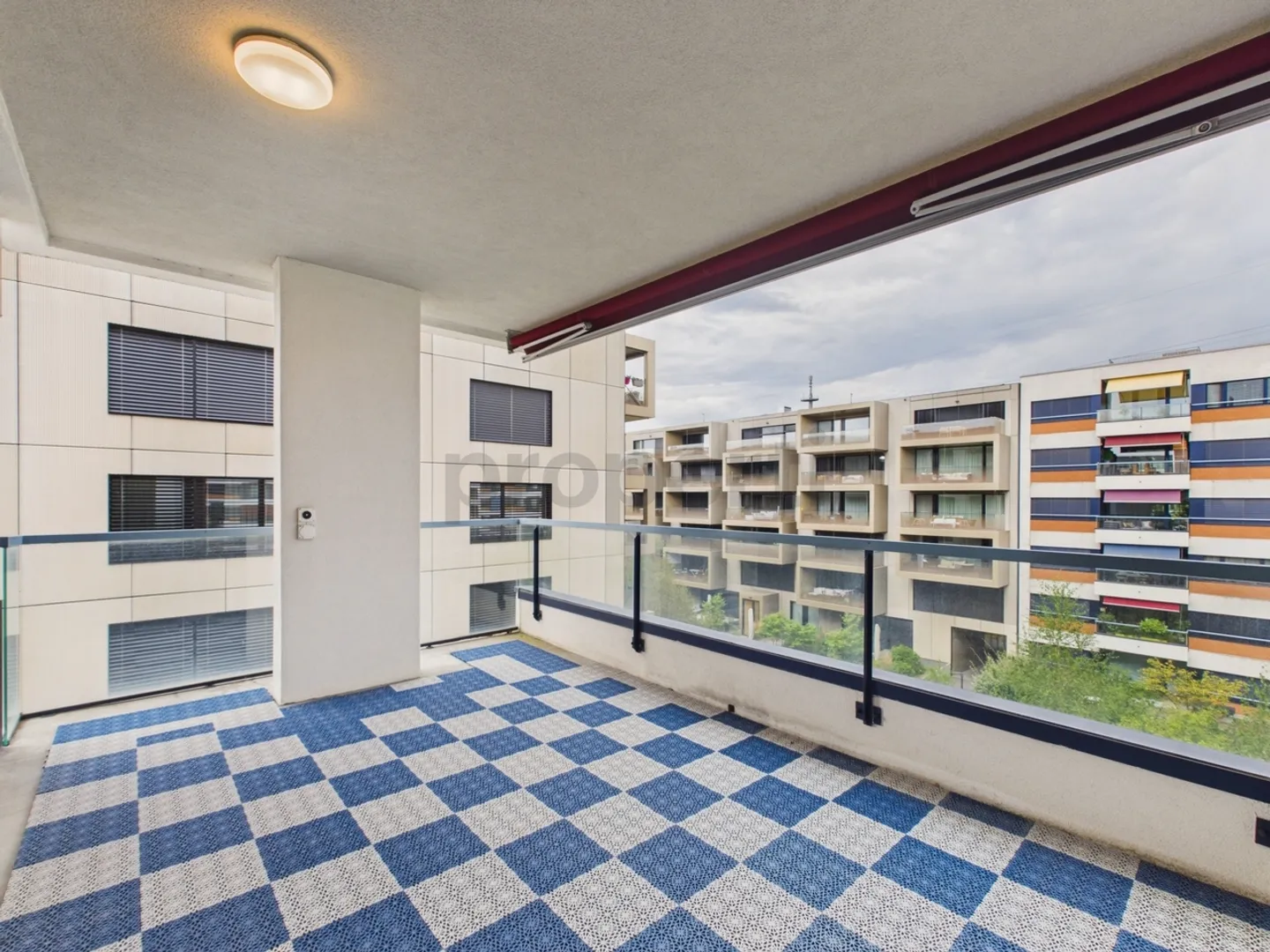 Construction économe en énergie de 2014, deux salles de bains et emplacement idéal près de l'école et des commerces - Photo 7 sur 12