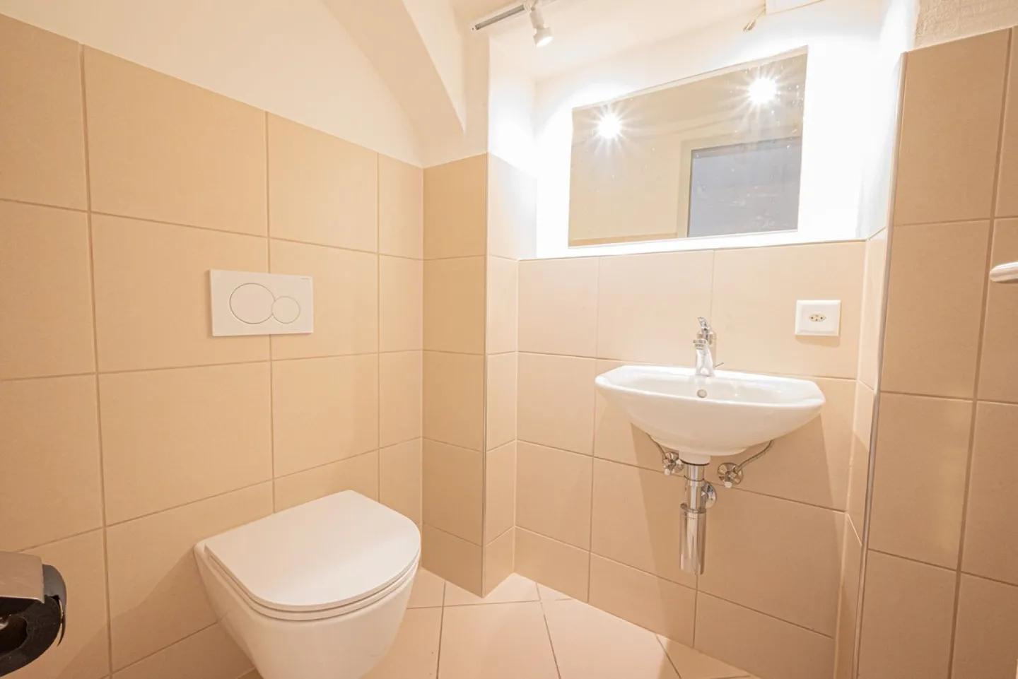 Beautiful Core House with Parking - Photo 6 of 7