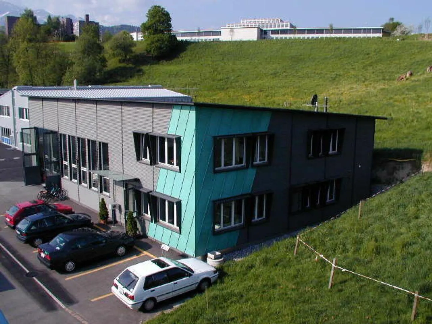 Terreno raro con ottimo immobile commerciale cerca un nuovo proprietario - Foto 1 di 4