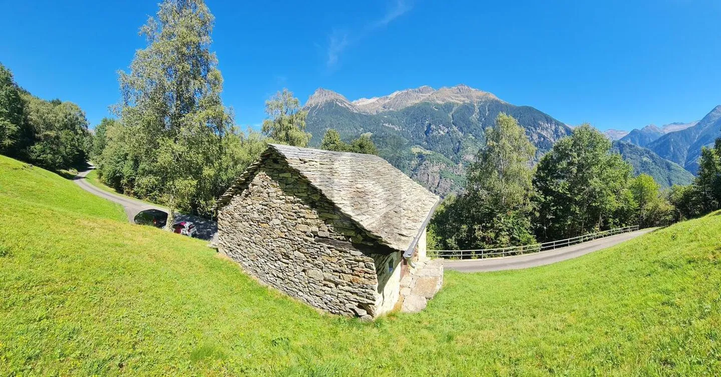 CON VISTA TRA SOLE E NATURA - Foto 1 di 6