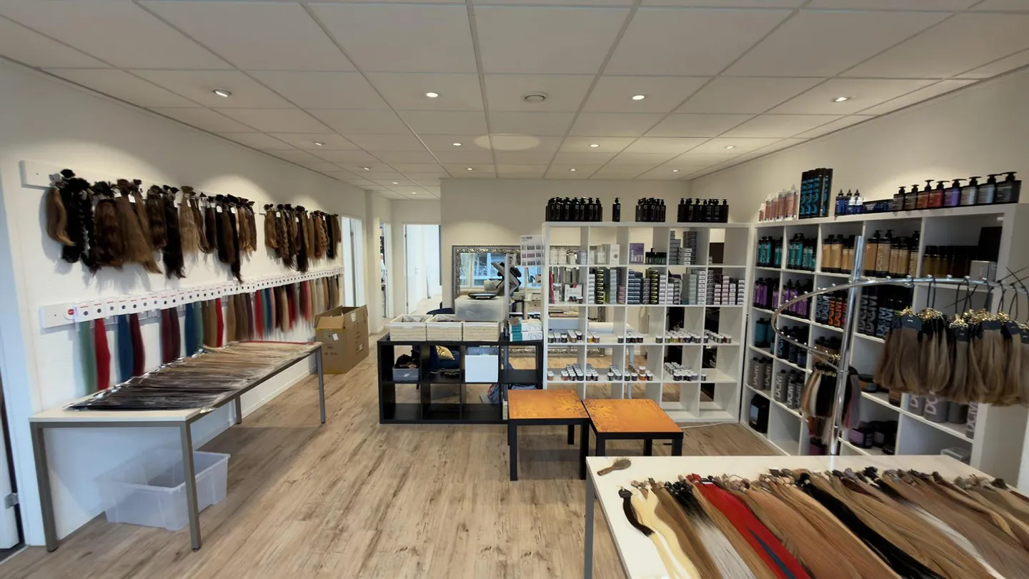 Spazio ufficio e commerciale centrale in affitto a Urdorf - Foto 2 di 13