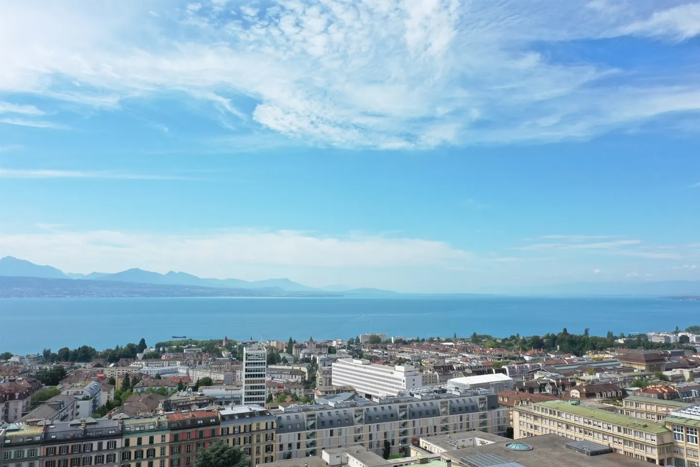 Luxury in the heart of Lausanne - Photo 2 of 13