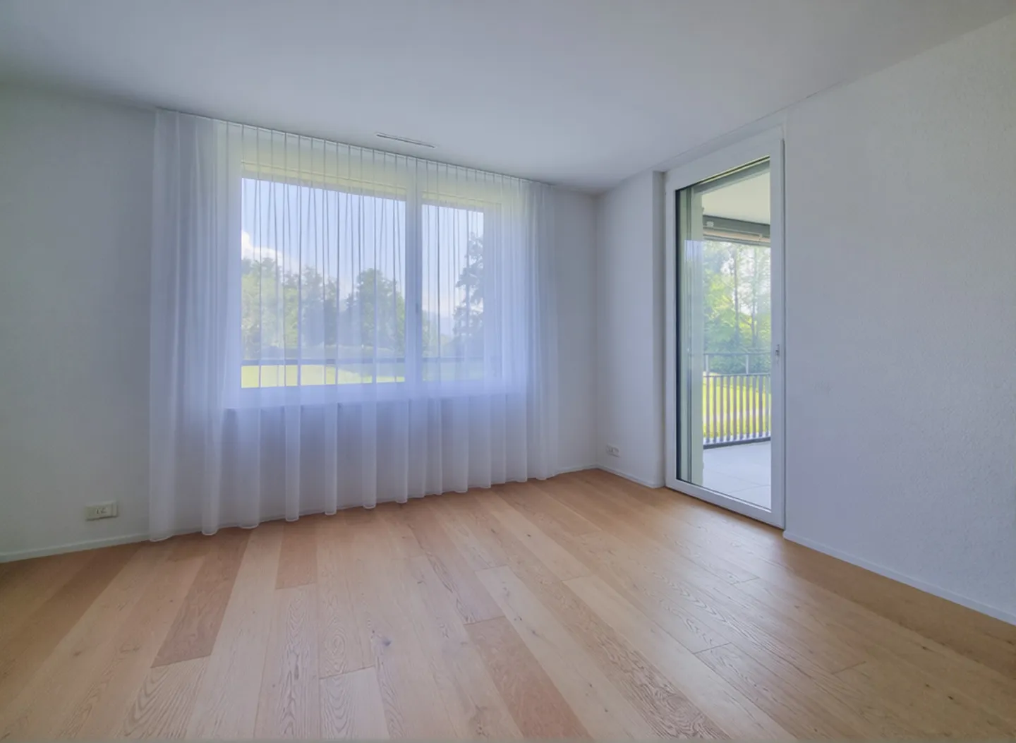 Tax advantage meets quality of living: attractive 4.5-room apartment in Meggen - Photo 4 of 11
