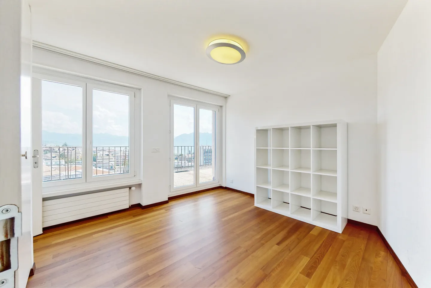 Luxury in the heart of Lausanne - Photo 7 of 13