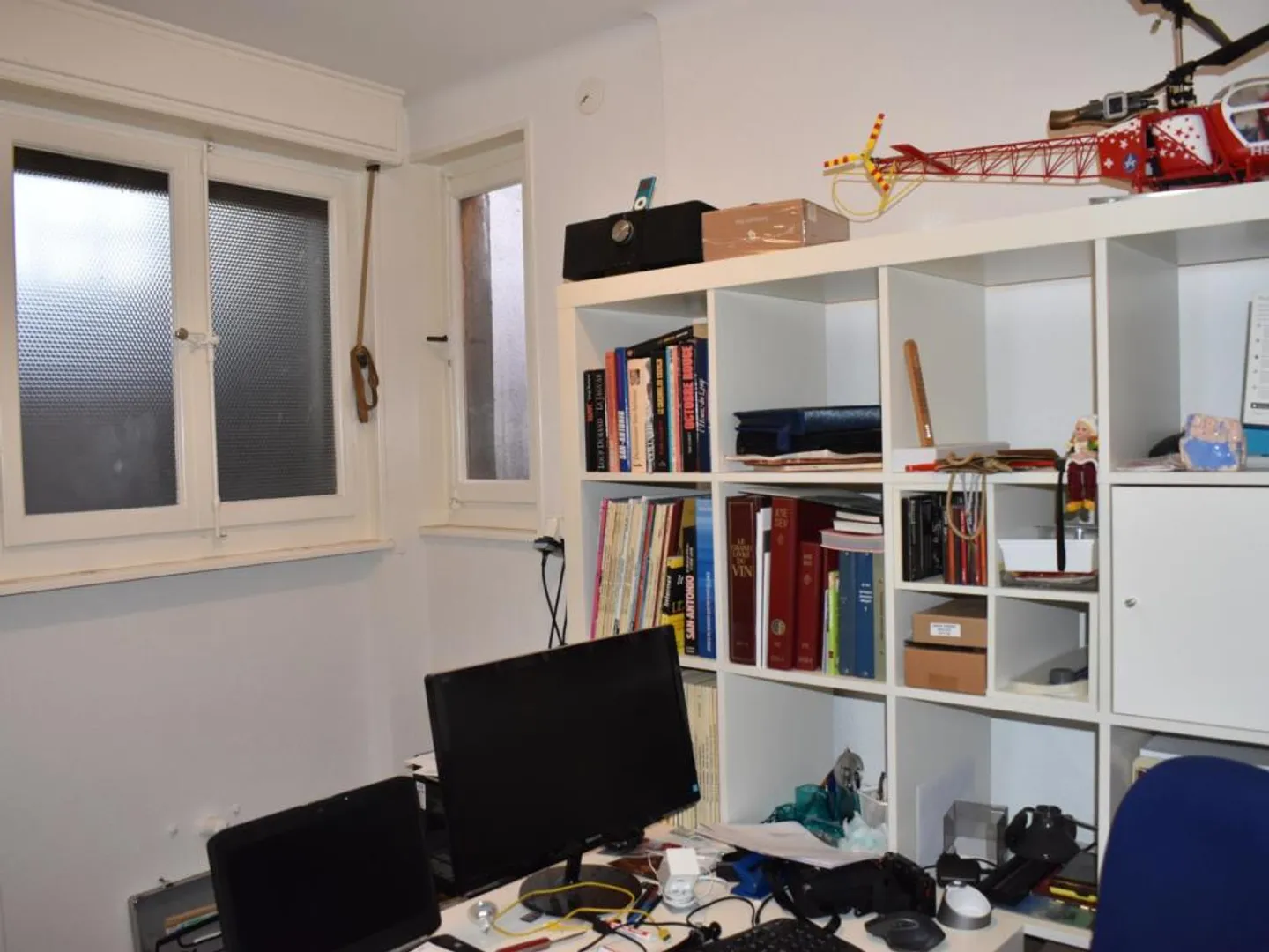 MONTHEY - House to renovate in the city center! - Photo 4 of 10