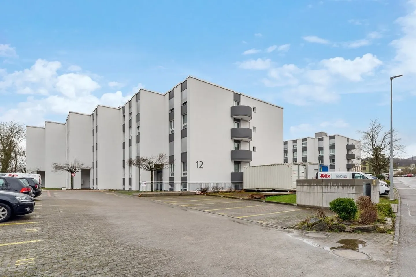 Appartement spacieux de 3.5 pièces - Photo 1 sur 8