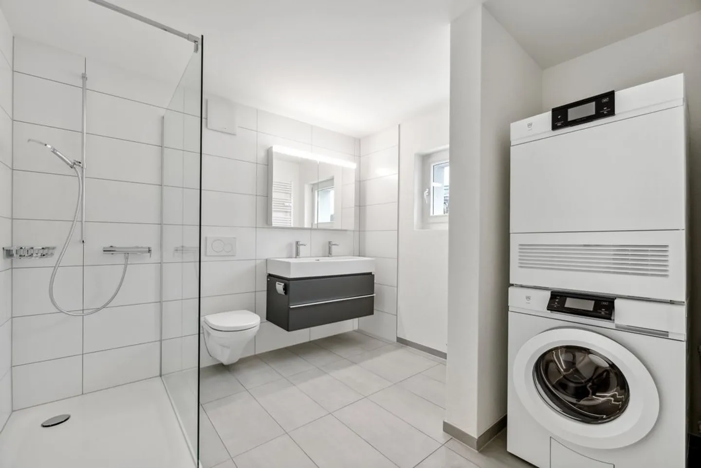 Appartement spacieux de 3.5 pièces - Photo 4 sur 8