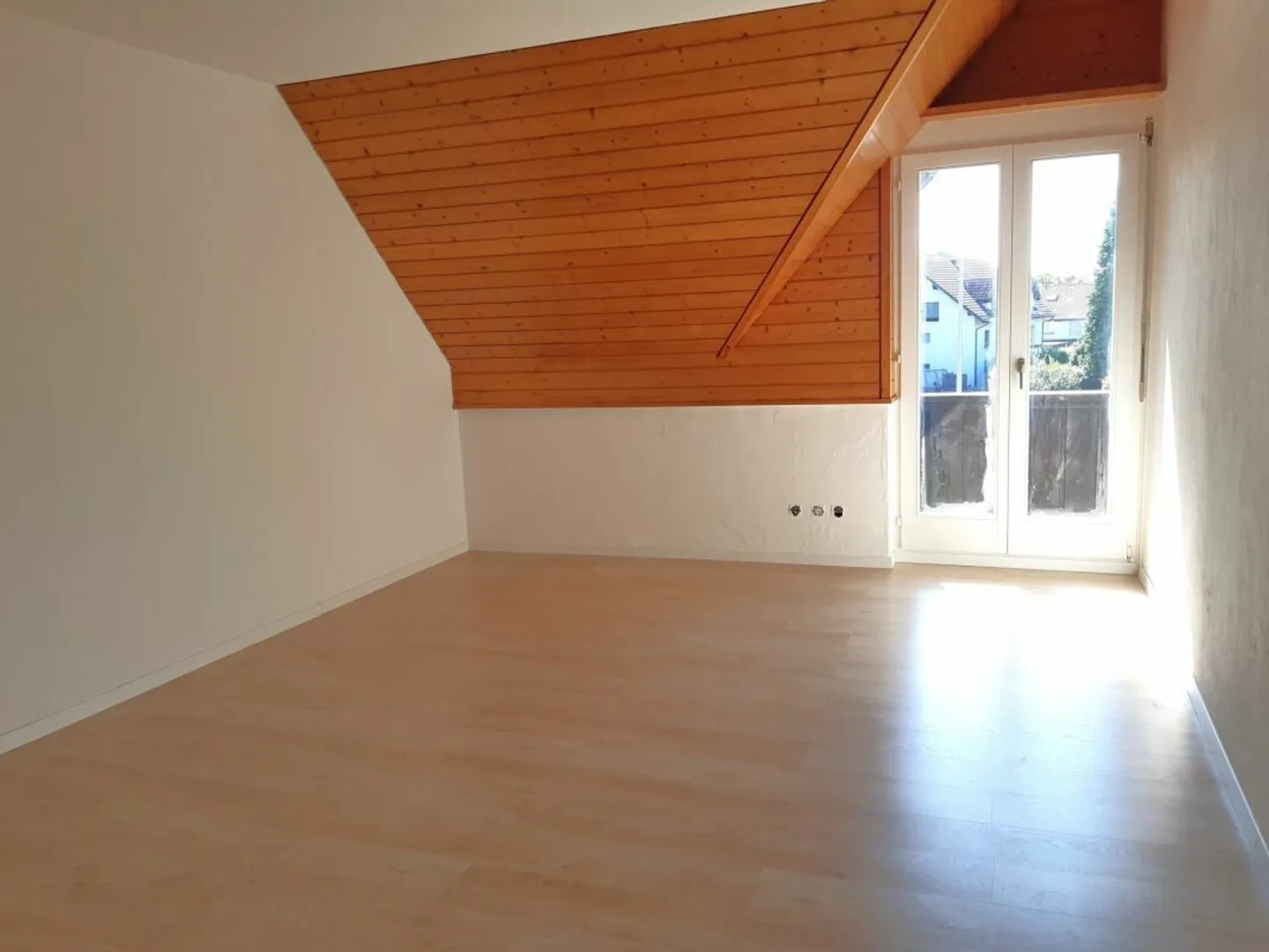 4-room attic apartment with gallery 143m2 - Photo 4 of 9