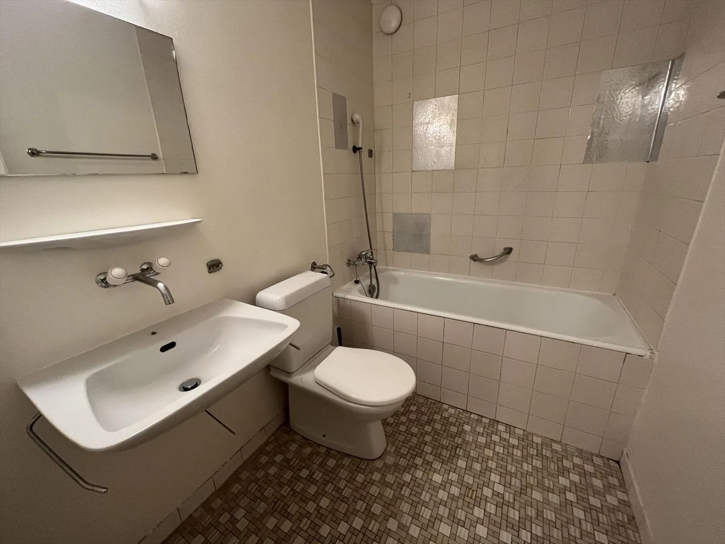 «31/2 Zimmer in St-Cergue (Nyon)» - Photo 4 sur 4