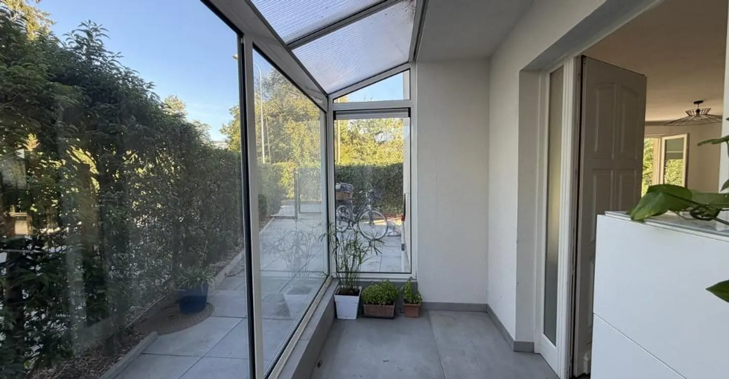 Familienhaus mit schönem Garten und freiem Blick - Foto 5 von 12