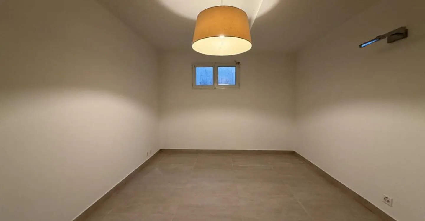 Familienhaus mit schönem Garten und freiem Blick - Foto 10 von 12