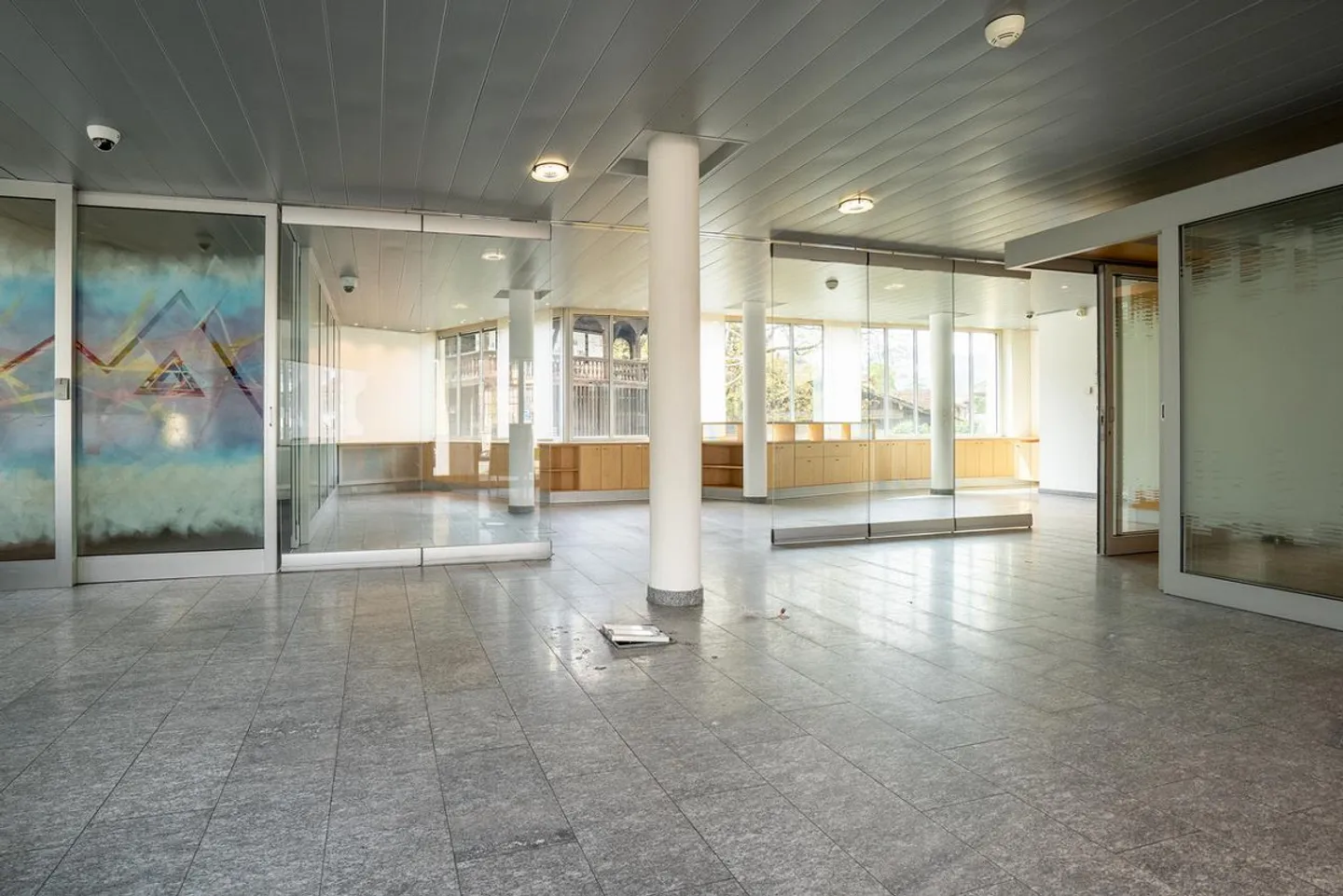 Zentrale Geschäftsfläche in Sachseln - Foto 3 von 8