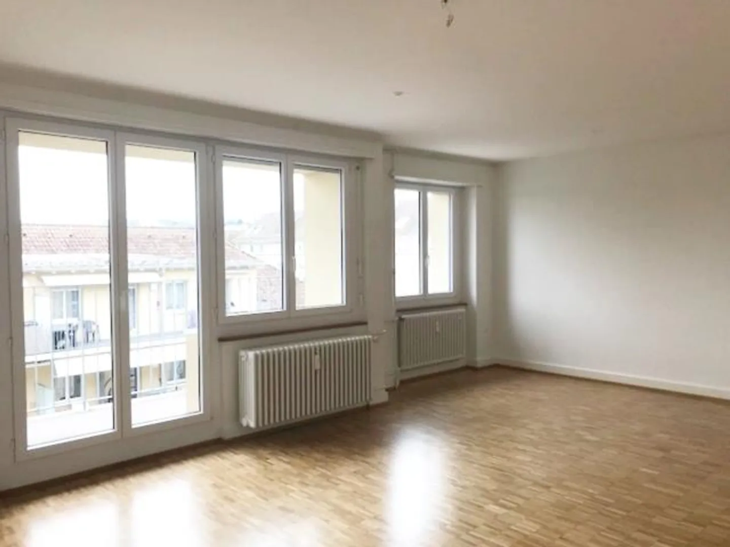 Moderne Wohnung nahe Bahnhof SBB - Foto 2 von 8