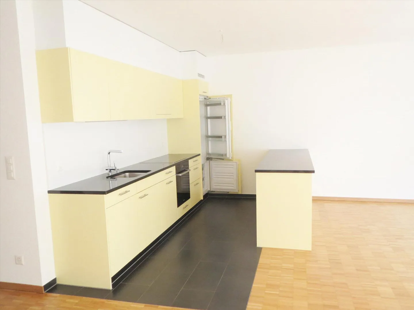 Moderne Wohnung nahe Bahnhof SBB - Foto 3 von 8