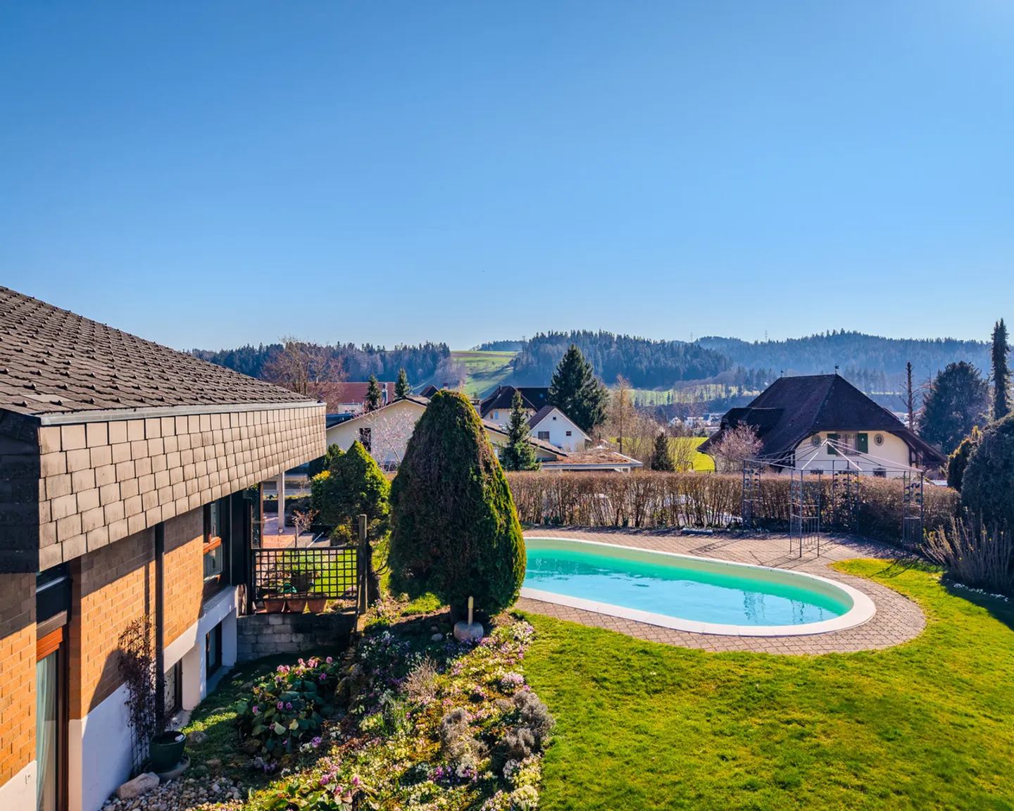 Exclusive Single-Family Home in Prime Location - with Outdoor Pool - Photo 9 of 10