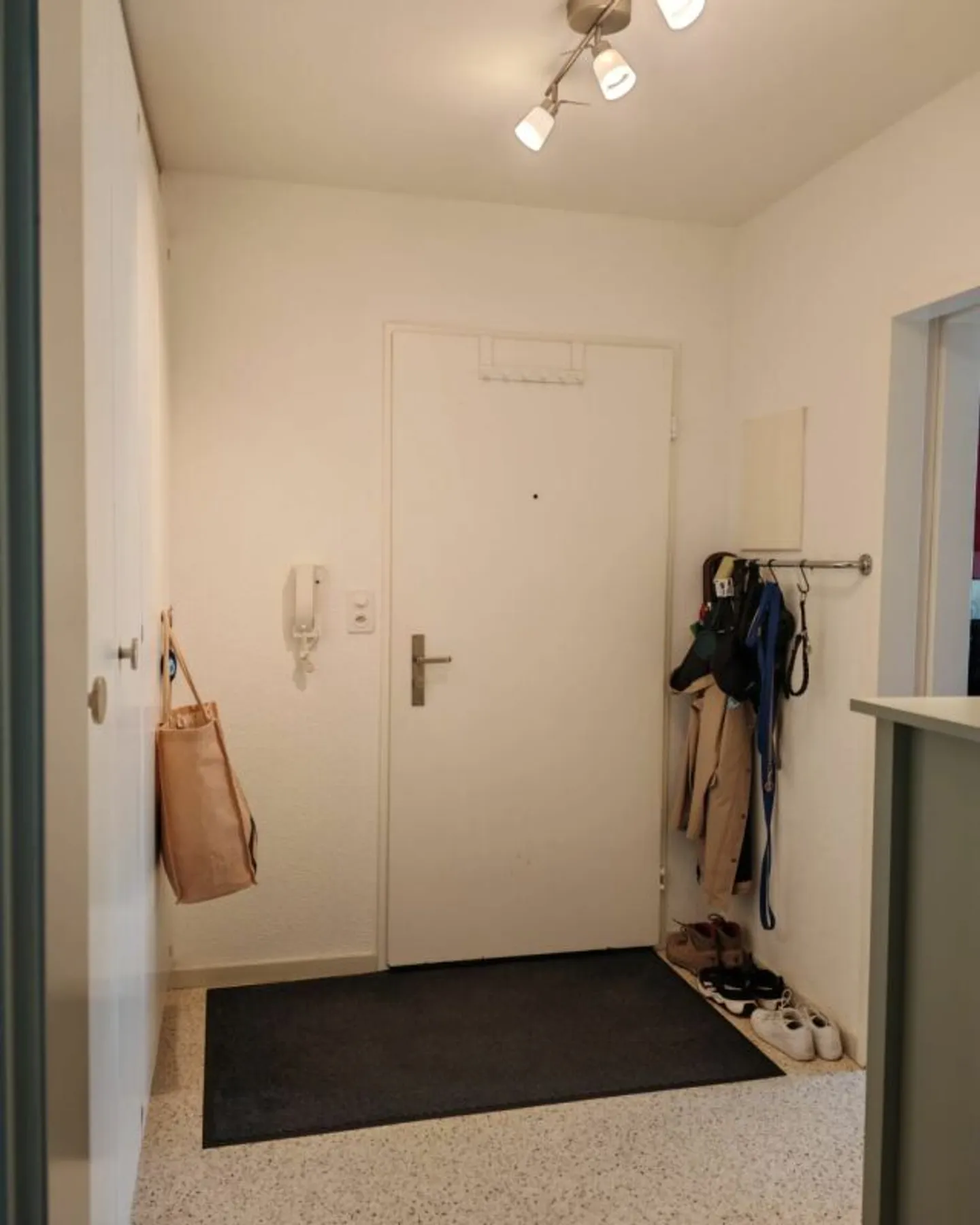 Condominium confortable au Wasgenring! - Photo 4 sur 8
