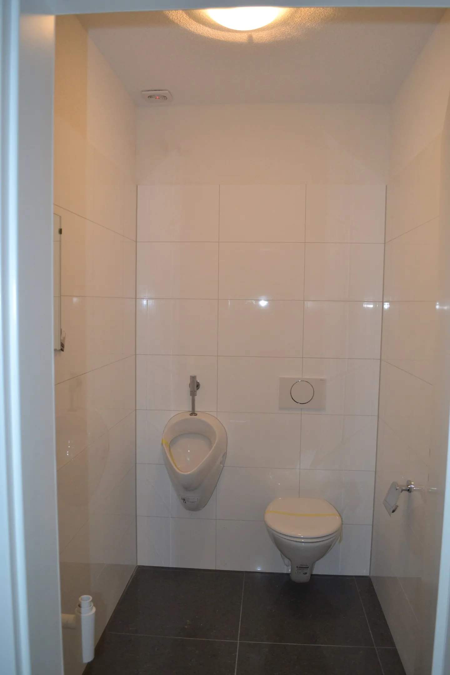 Spazio pratico moderno in posizione centrale a Frutigen in affitto - Foto 9 di 10