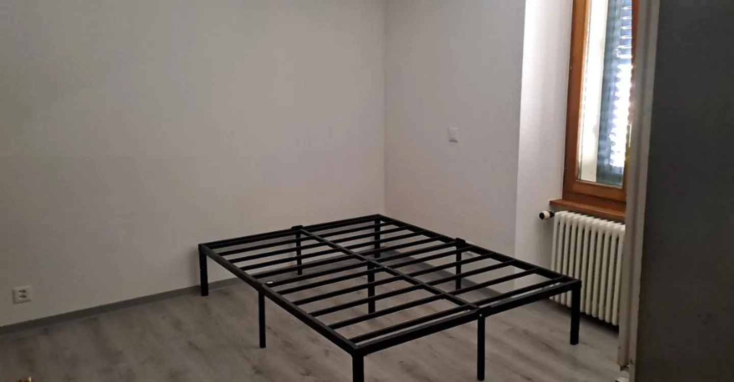 Studio Arredato Vicino alla Stazione - Foto 2 di 7