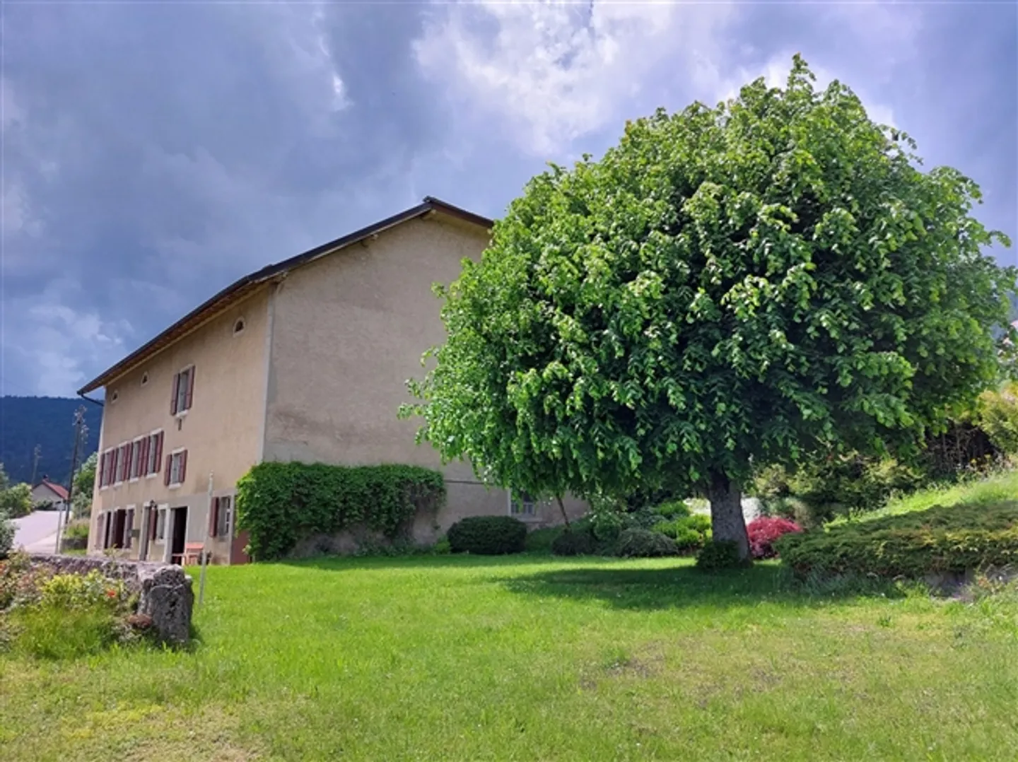 Affascinante fattoria con vista sul lago e sulle montagne composta da due appartamenti per le vacanze - Foto 3 di 13