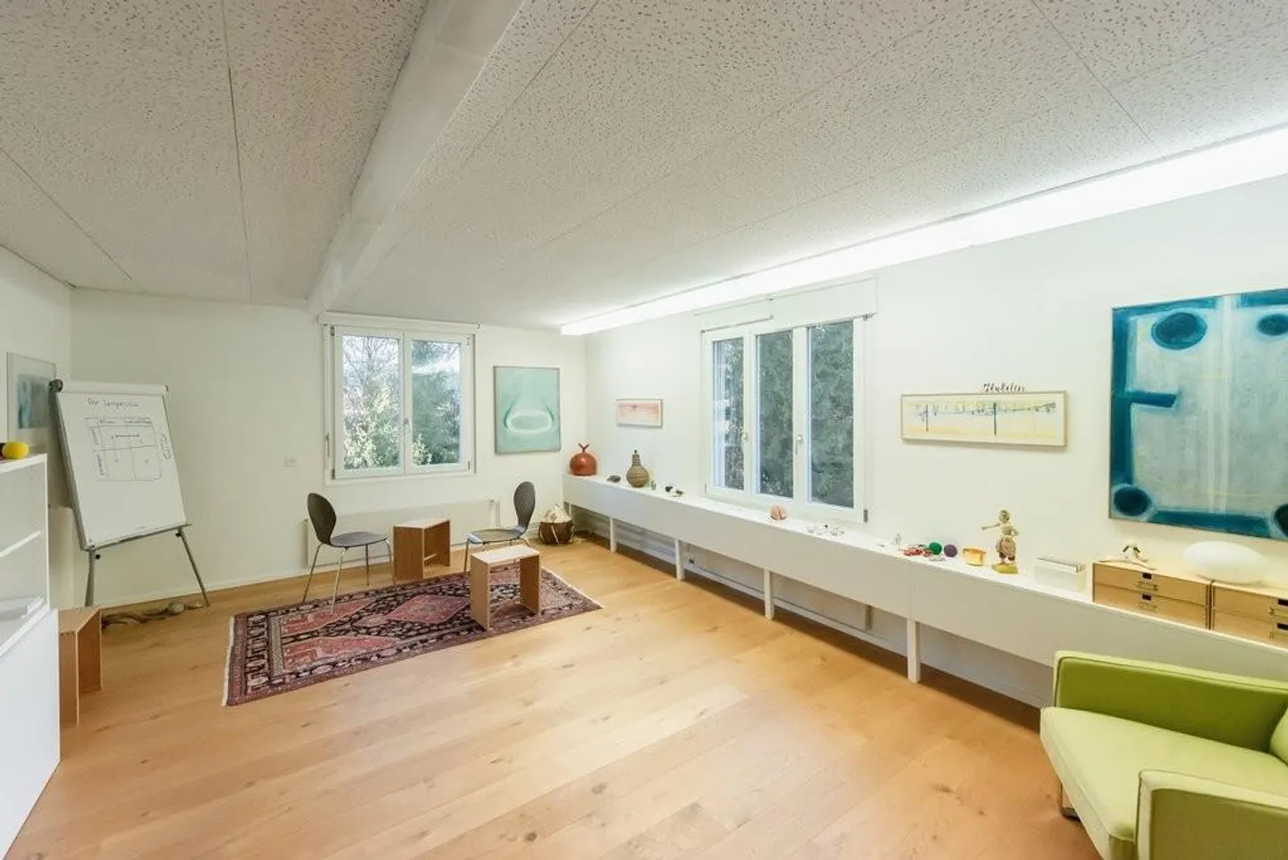 Office/Practice/Showrooms/Studio - Photo 5 of 9