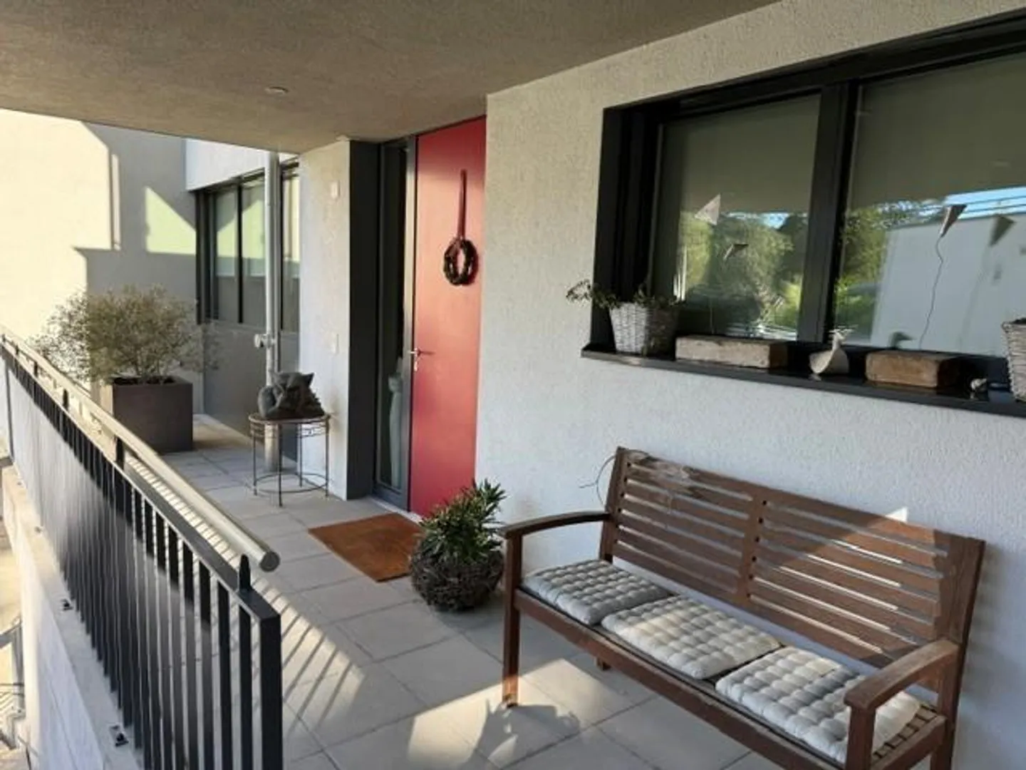 Great gem directly on the Rhine for rent - Photo 2 of 13