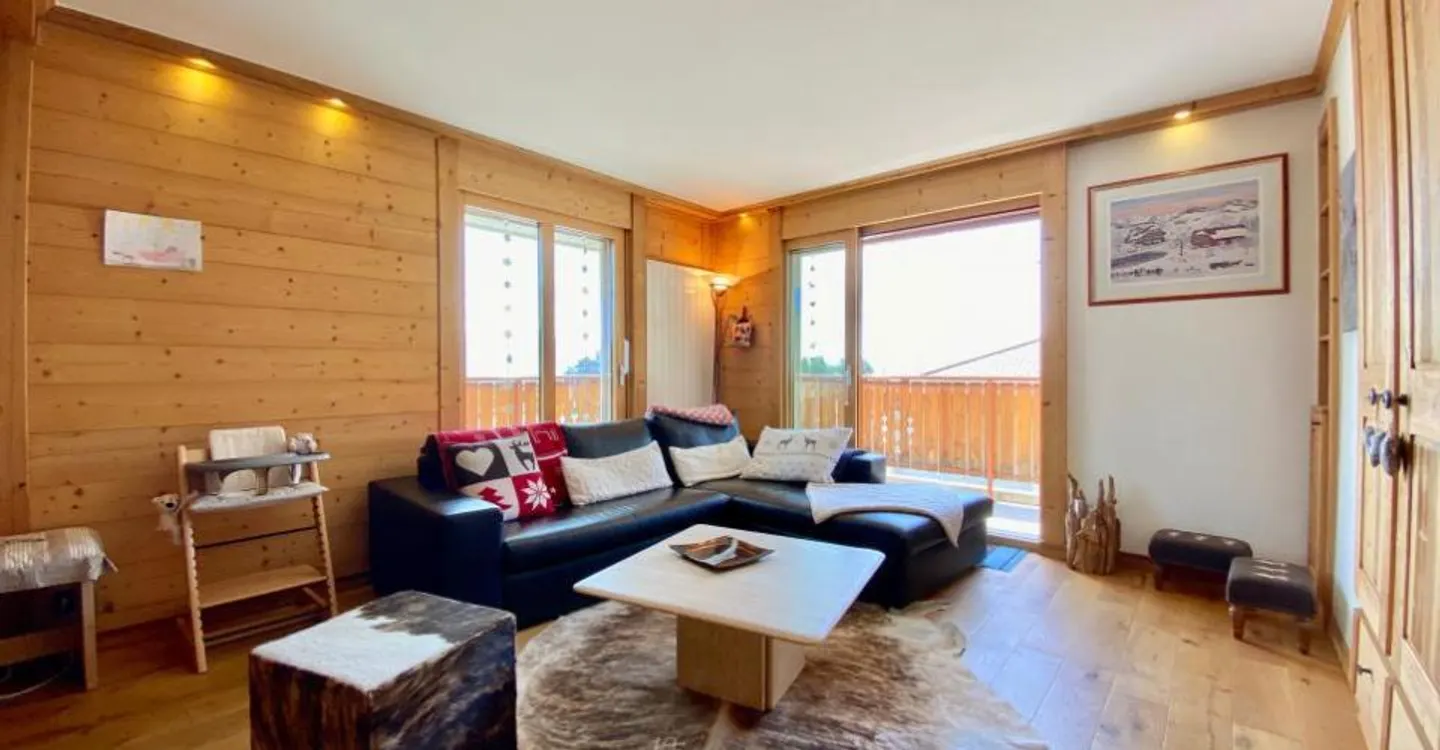 Charming Apartment in Crans-Montana - Photo 1 of 13