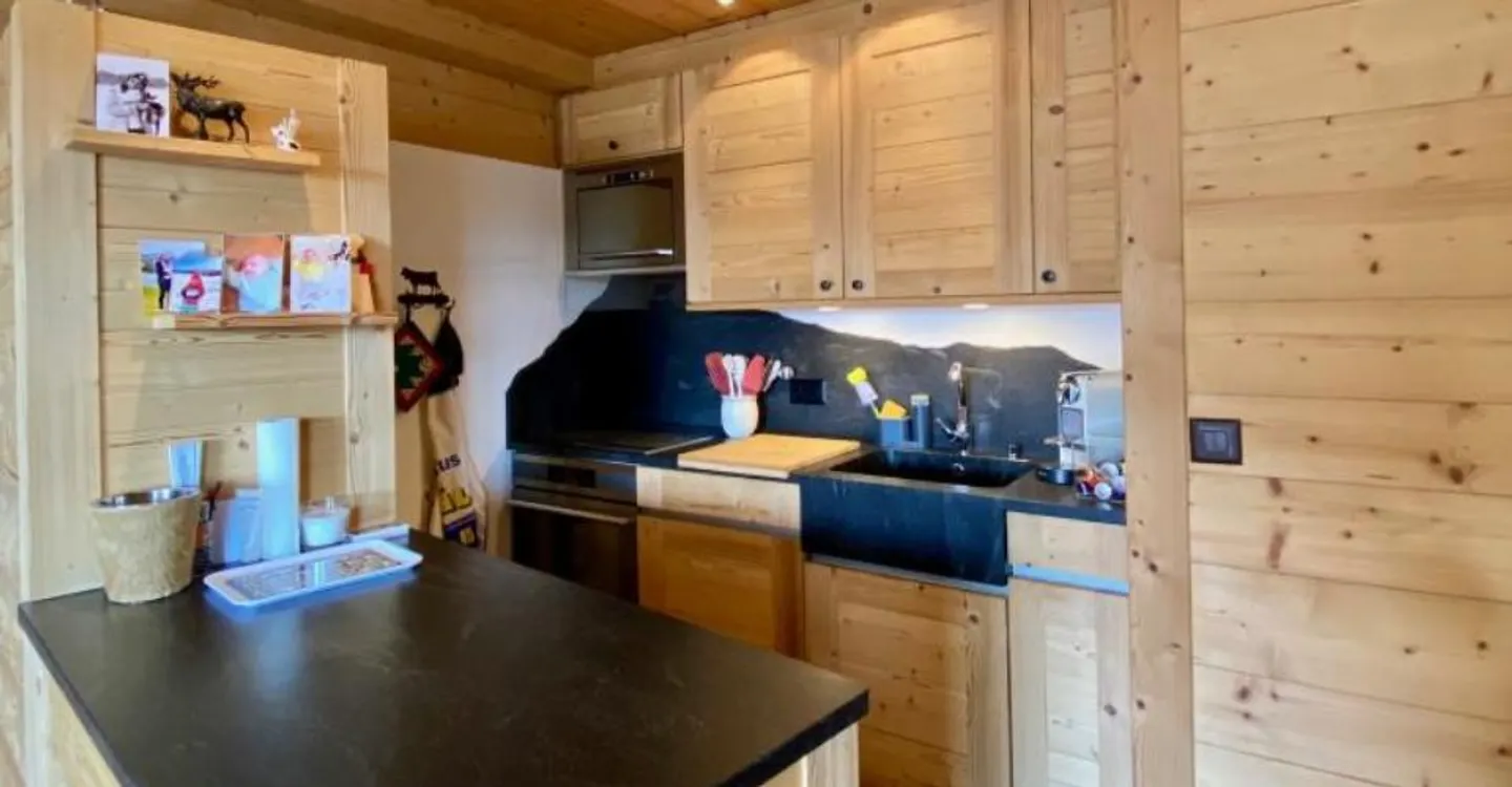 Charming Apartment in Crans-Montana - Photo 5 of 13