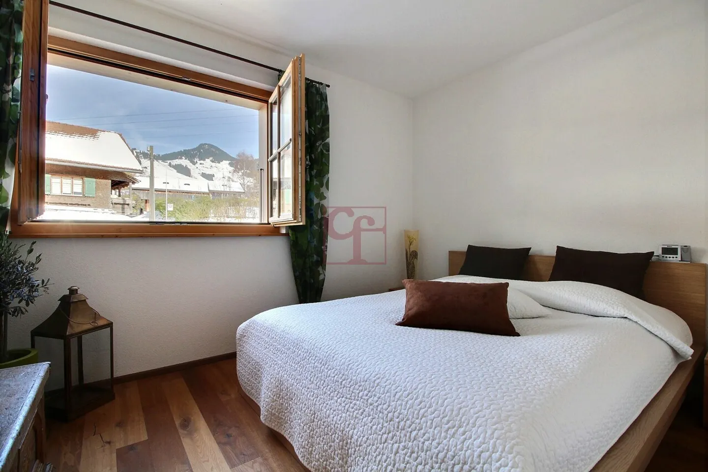 Château-d'Oex - Very nice 4.5 room apartment with large balcony - Photo 4 of 9