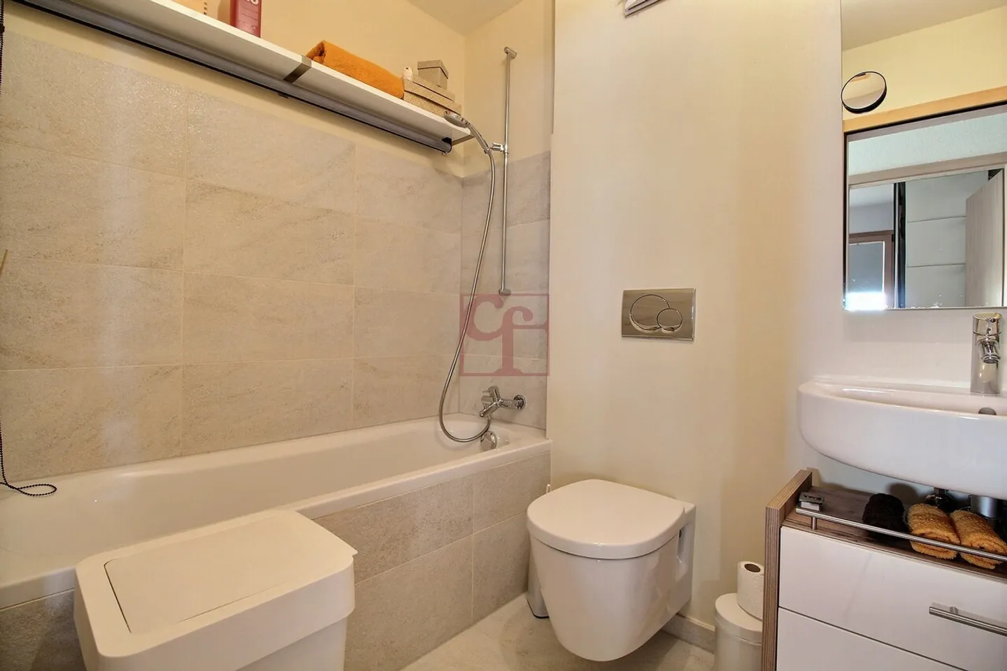 Château-d'Oex - Very nice 4.5 room apartment with large balcony - Photo 6 of 9