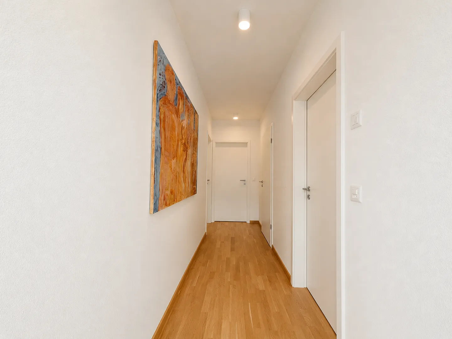 Furnished 4.5 Room Apartment - Photo 2 of 5