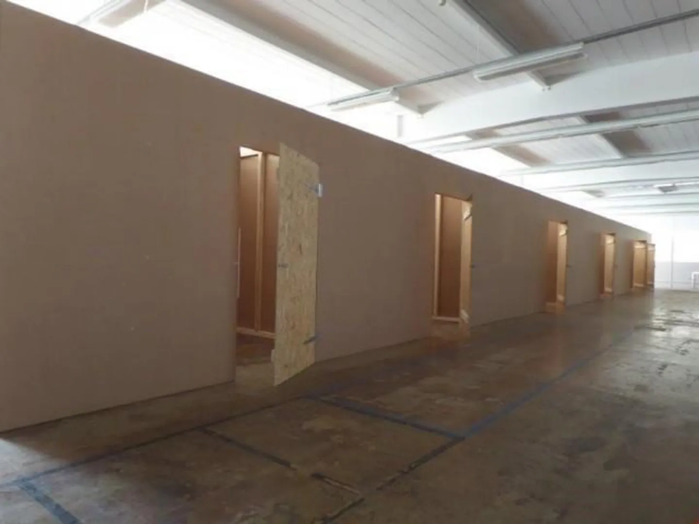 Selfstorage 10 - 15 m2 - Storage Boxes - from Fr. 140.-- - Photo 1 of 6