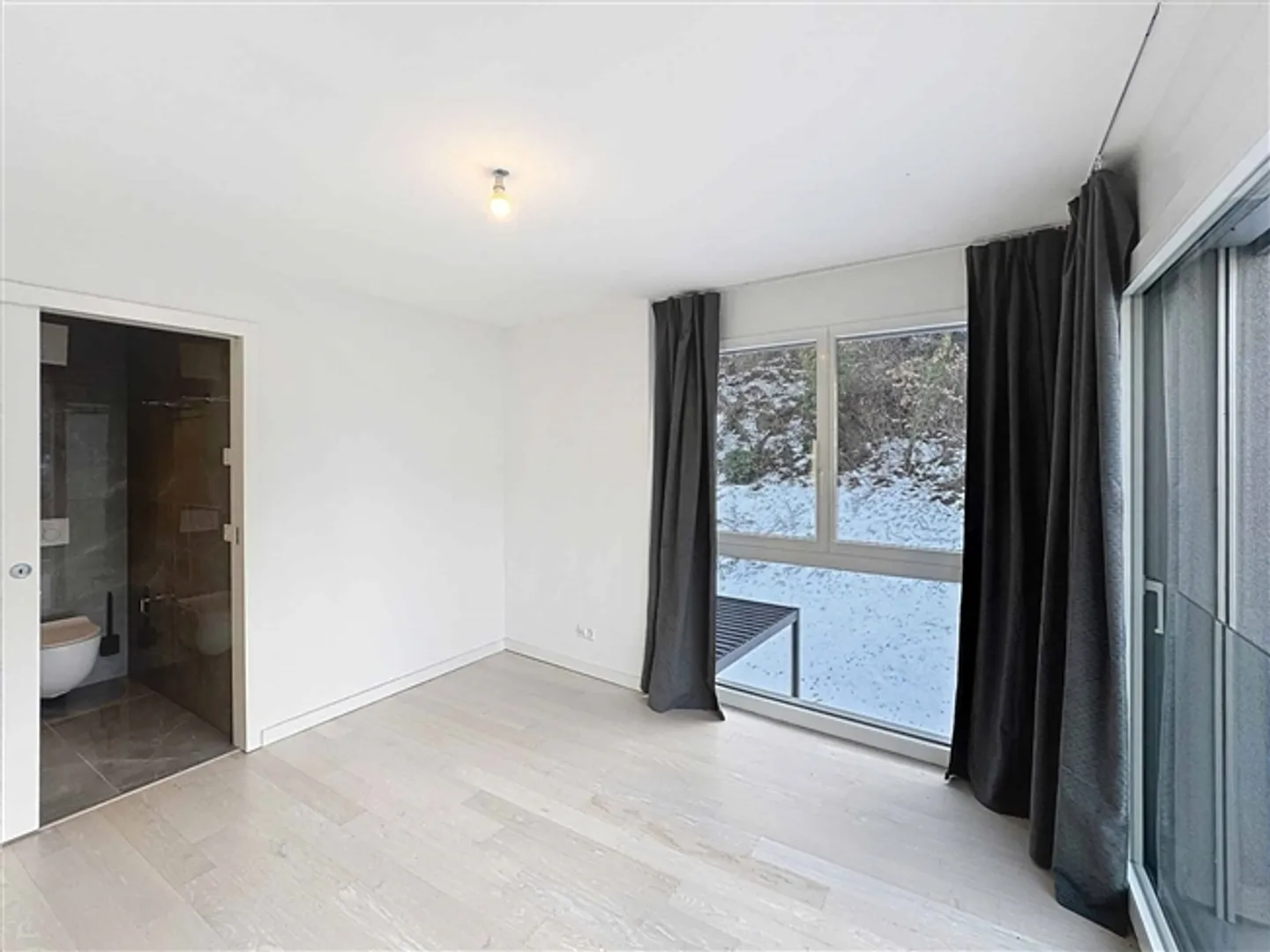 Helle 4-Zimmer-Wohnung mit Bergblick - Foto 9 von 13