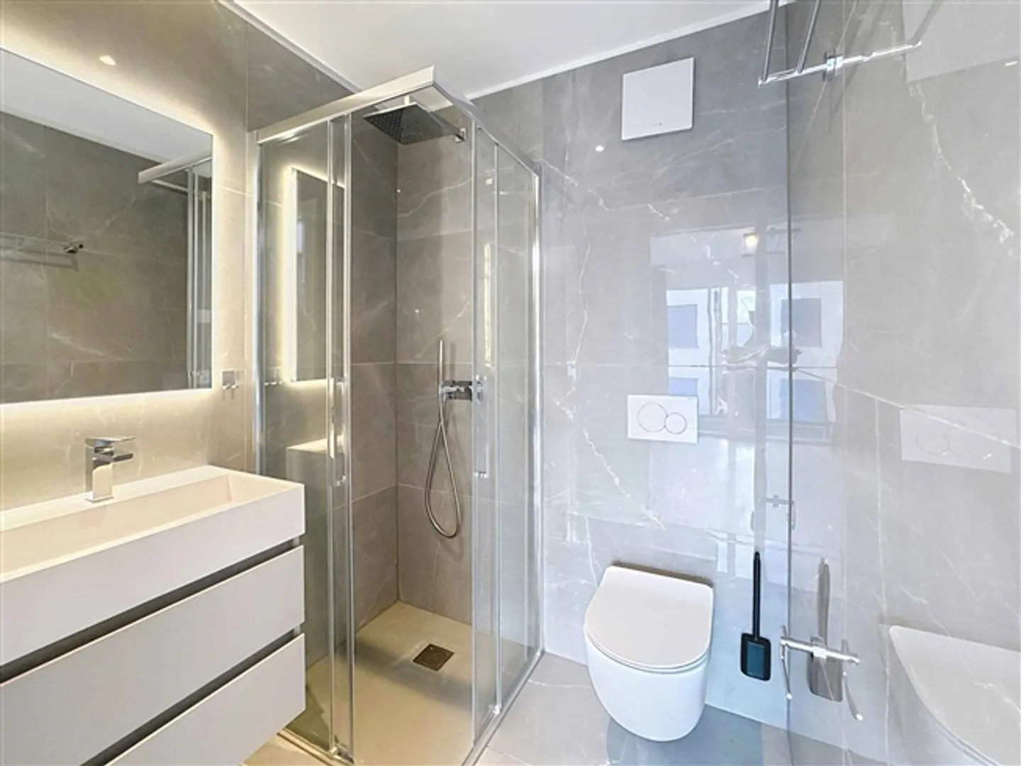 Helle 4-Zimmer-Wohnung mit Bergblick - Foto 11 von 13