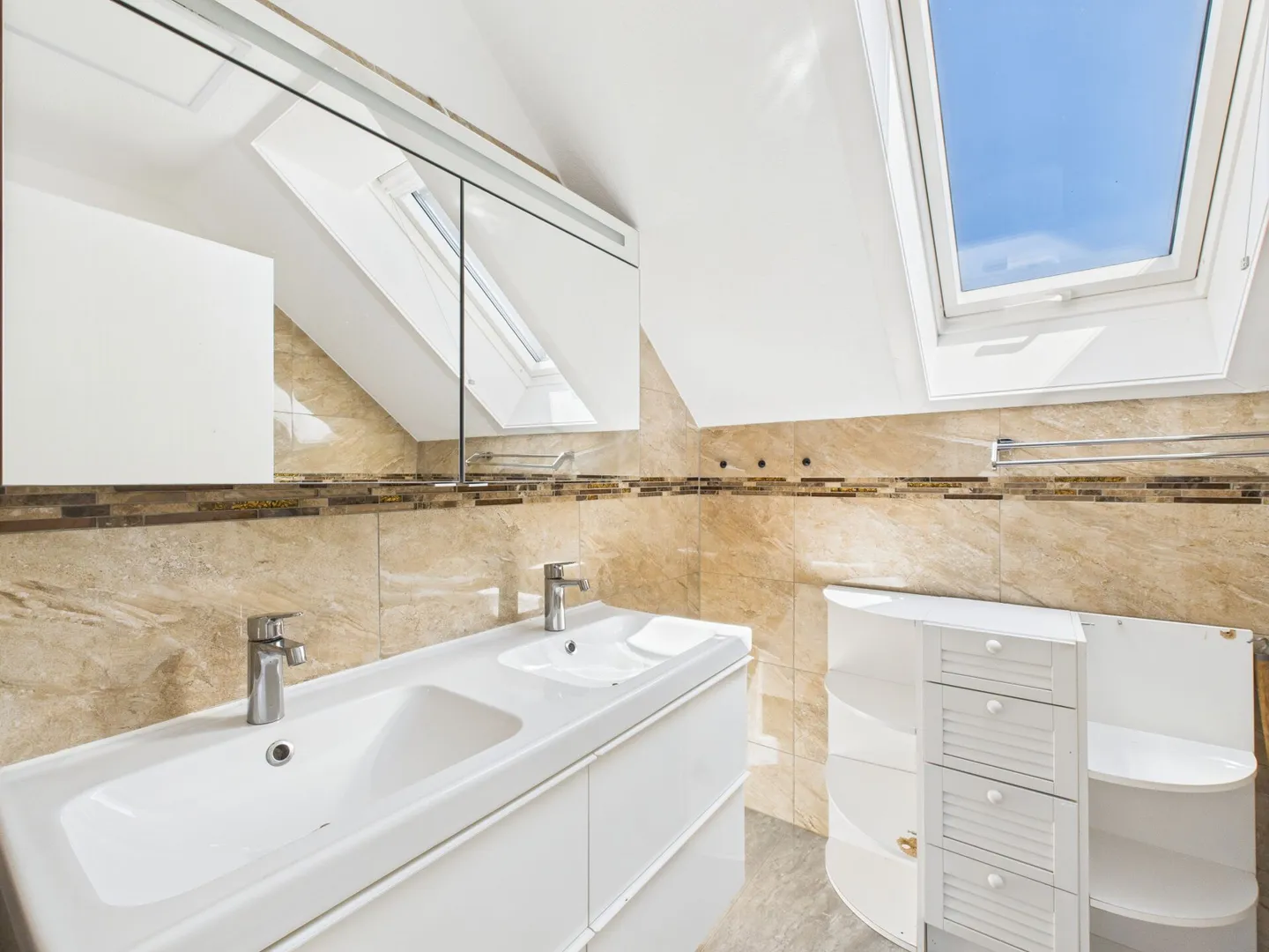Casa singola in affitto - Foto 7 di 9