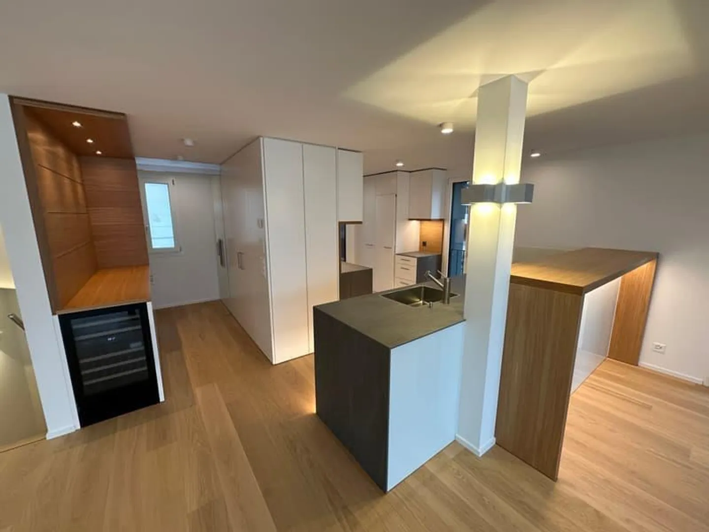 Unparalleled Attic Maisonette Apartment Directly on Lake Lucerne - Photo 5 of 27