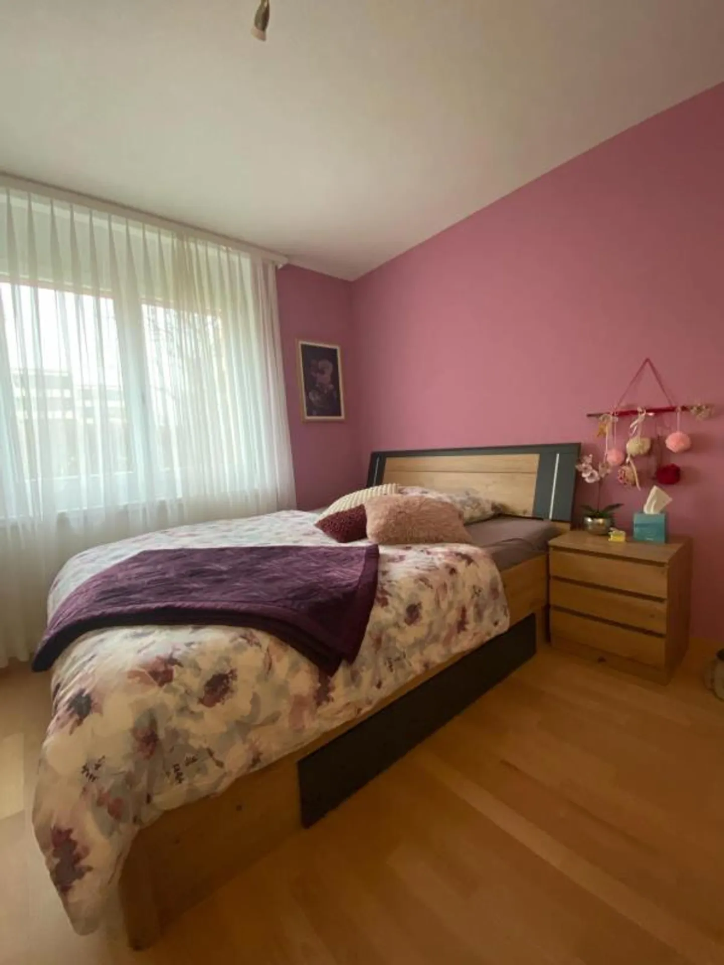 «Möbl. WG-Zimmer» - Foto 1 von 3