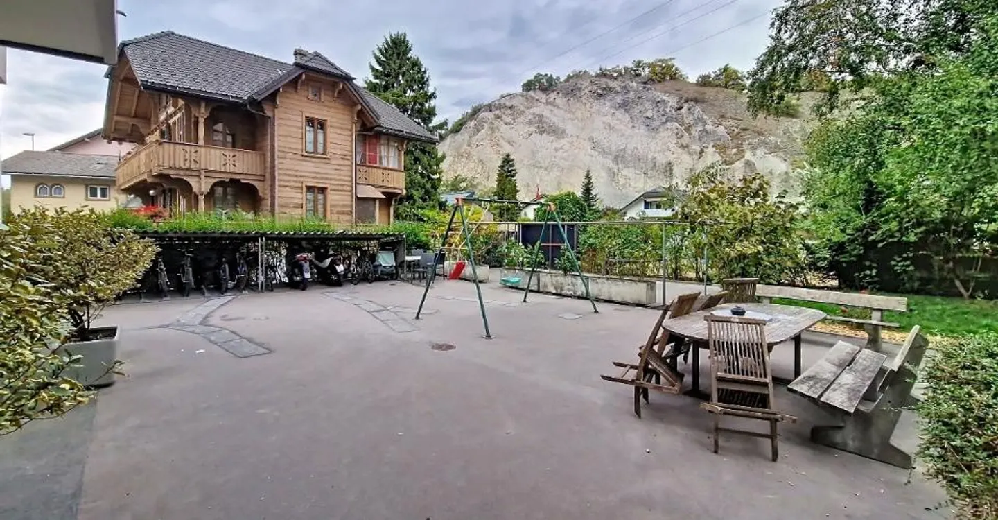 Sierre, renovated 2.5 room apartment with good yield, close to Lake Géronde and the technopole - Photo 9 of 13