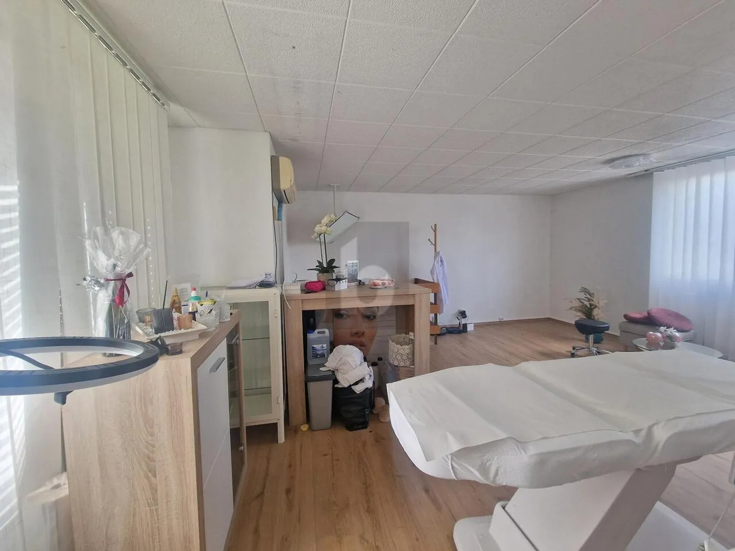 Locale esclusivo in una posizione ideale - Foto 3 di 5