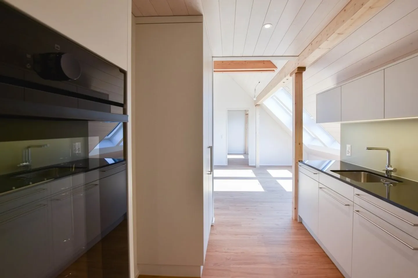 Modern 2.5-Room Apartment - Photo 1 of 8