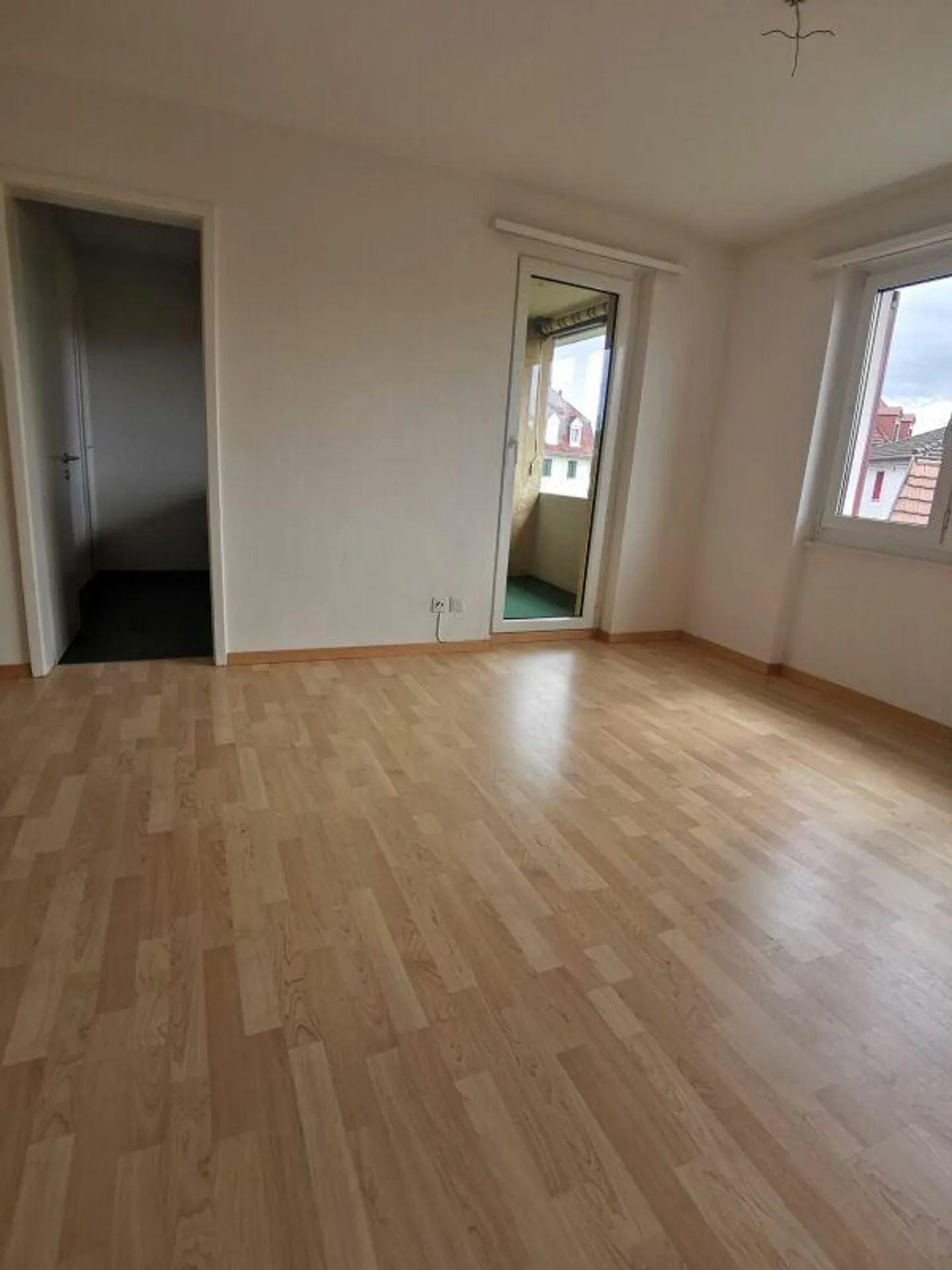Beautiful single apartment with balcony in a good location in Arbon - Photo 2 of 7