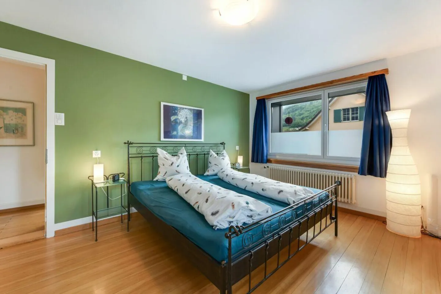 Single-family house with a separate apartment, PV system & 10 rooms - ideal for families - Photo 9 of 23