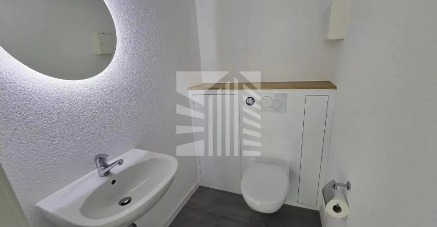 Modern premises of 70 m² with equipped kitchen and parking - Photo 7 of 10